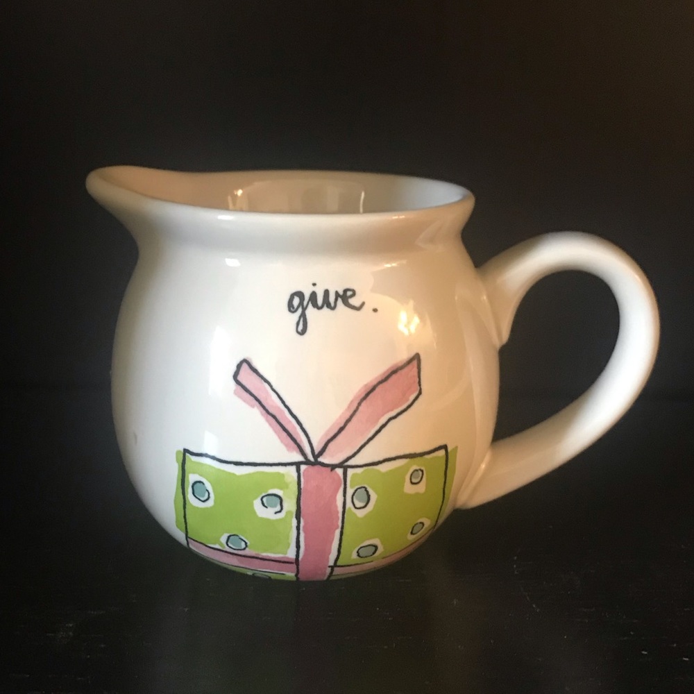 Rae Dunn Creamer/Gravy Boat